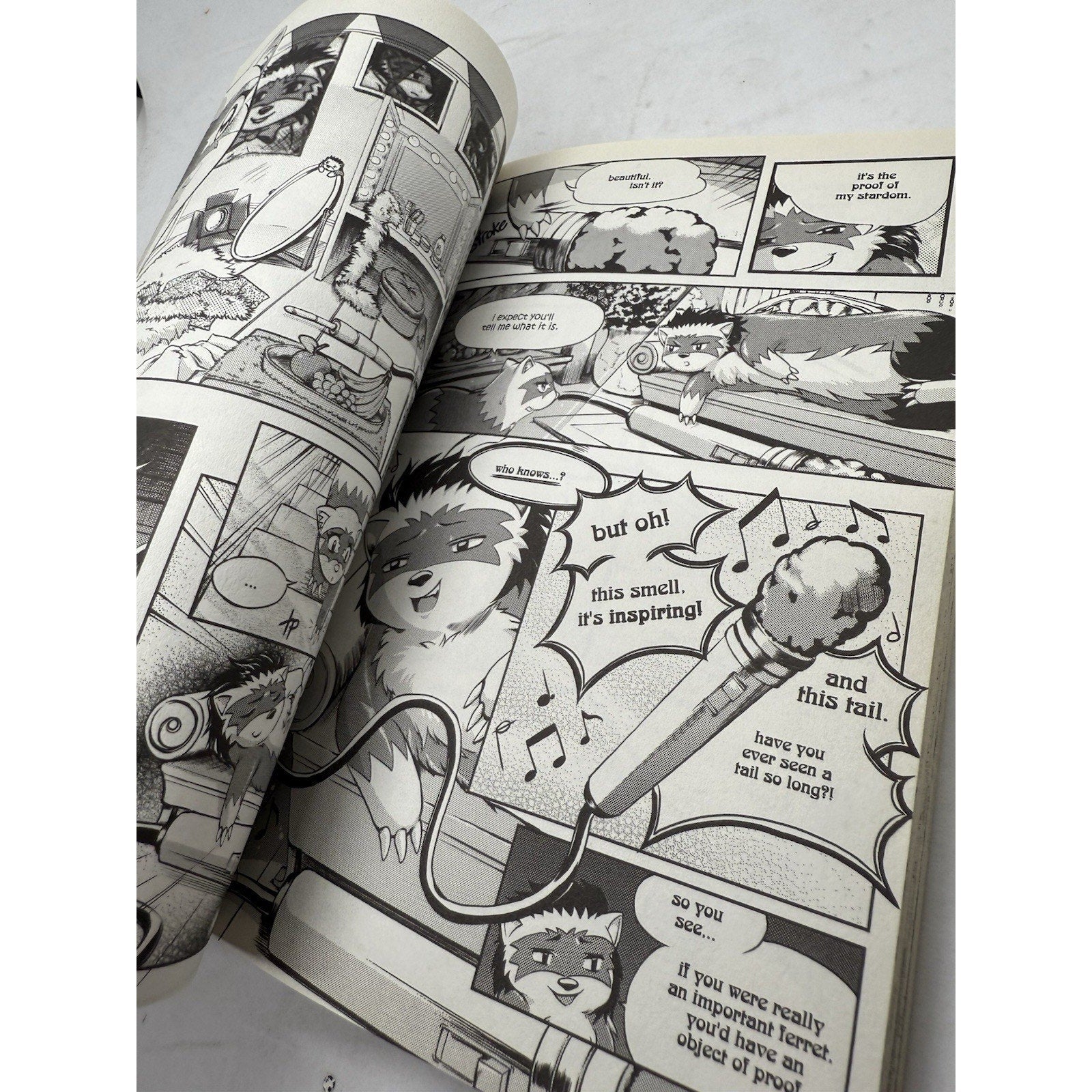 Peach Fuzz, Vol. 2 - Paperback, by Jared Hodges; Lindsay Cibos Manga Anime Cute - thriftgoblin