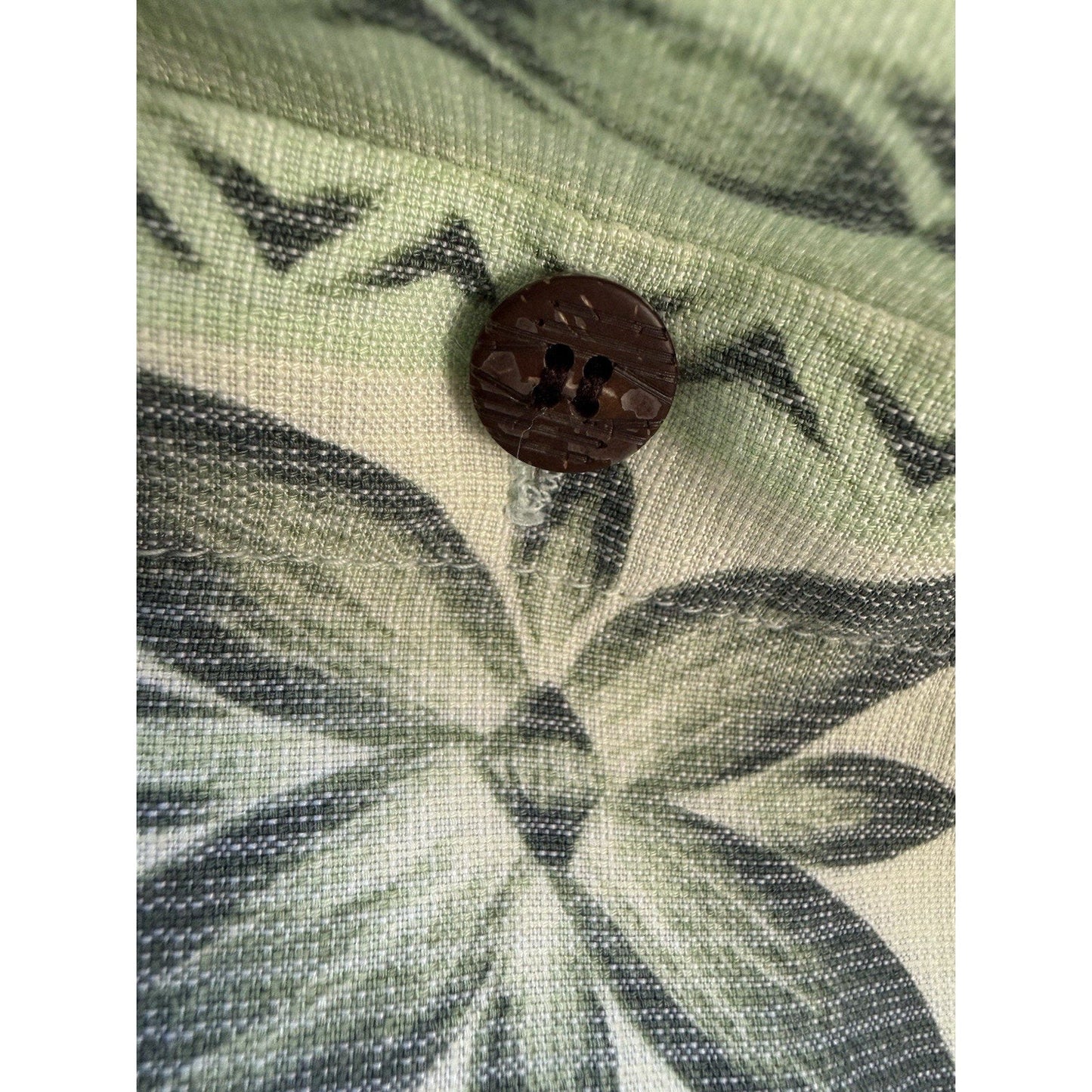 Quiksilver Waterman Collection Tailored Fit Hawaiian Shirt Men Large Sage Green - thriftgoblin