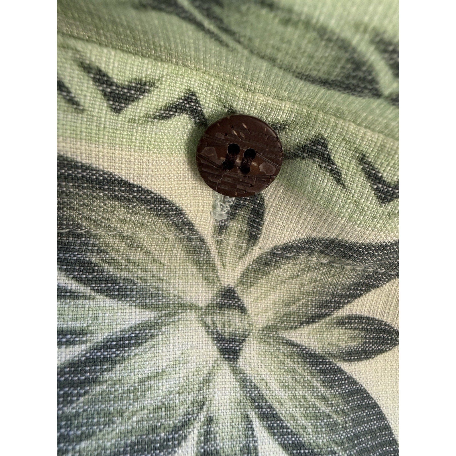 Quiksilver Waterman Collection Tailored Fit Hawaiian Shirt Men Large Sage Green - thriftgoblin