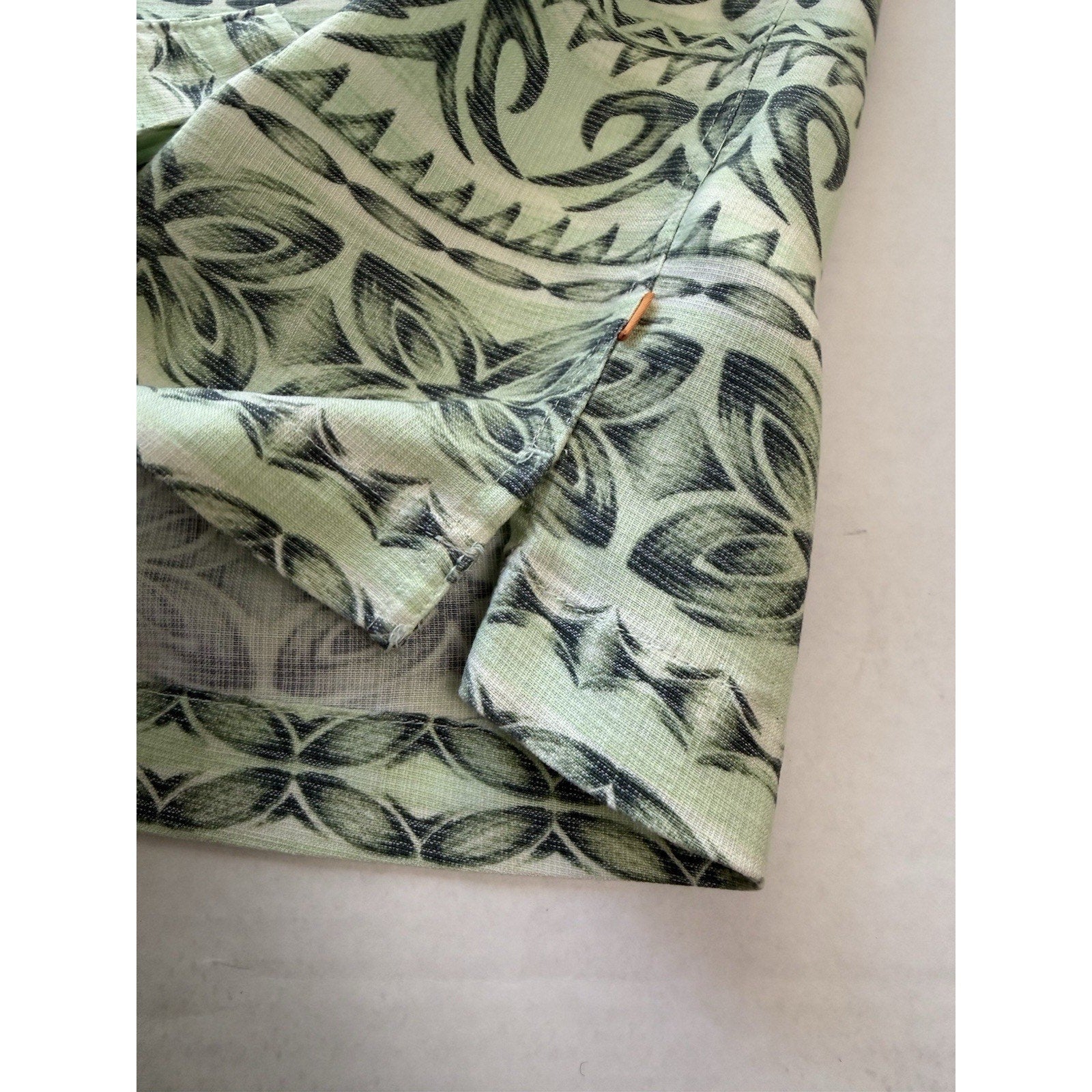 Quiksilver Waterman Collection Tailored Fit Hawaiian Shirt Men Large Sage Green - thriftgoblin