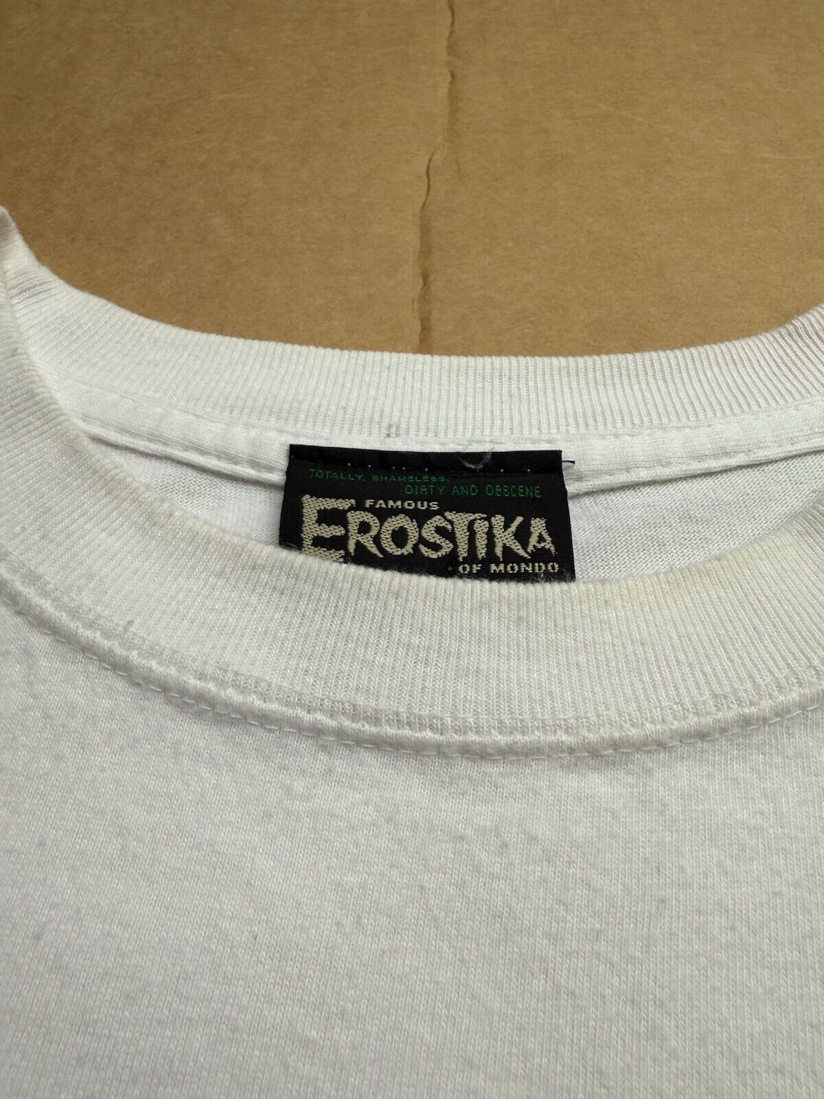 Rockin Jelly Bean EROSTIKA Invasion Of Bikini Snatchers Shirt 2009 Size L Mens - thriftgoblin