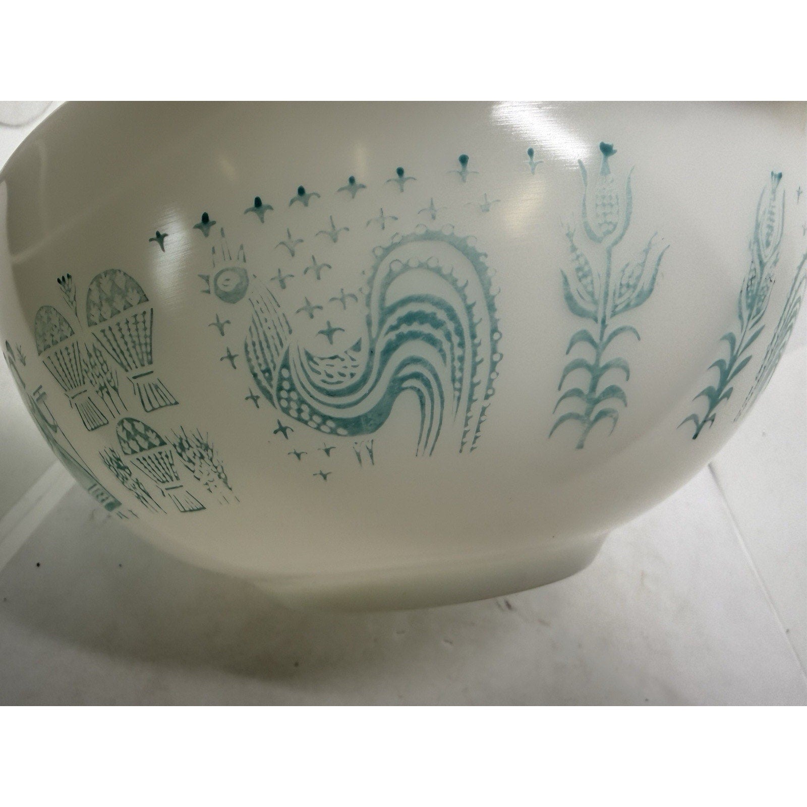 Rooster Pyrex 2 1/2 QT Cinderella Mixing Bowl 443 Turquoise On White Butterprint - thriftgoblin