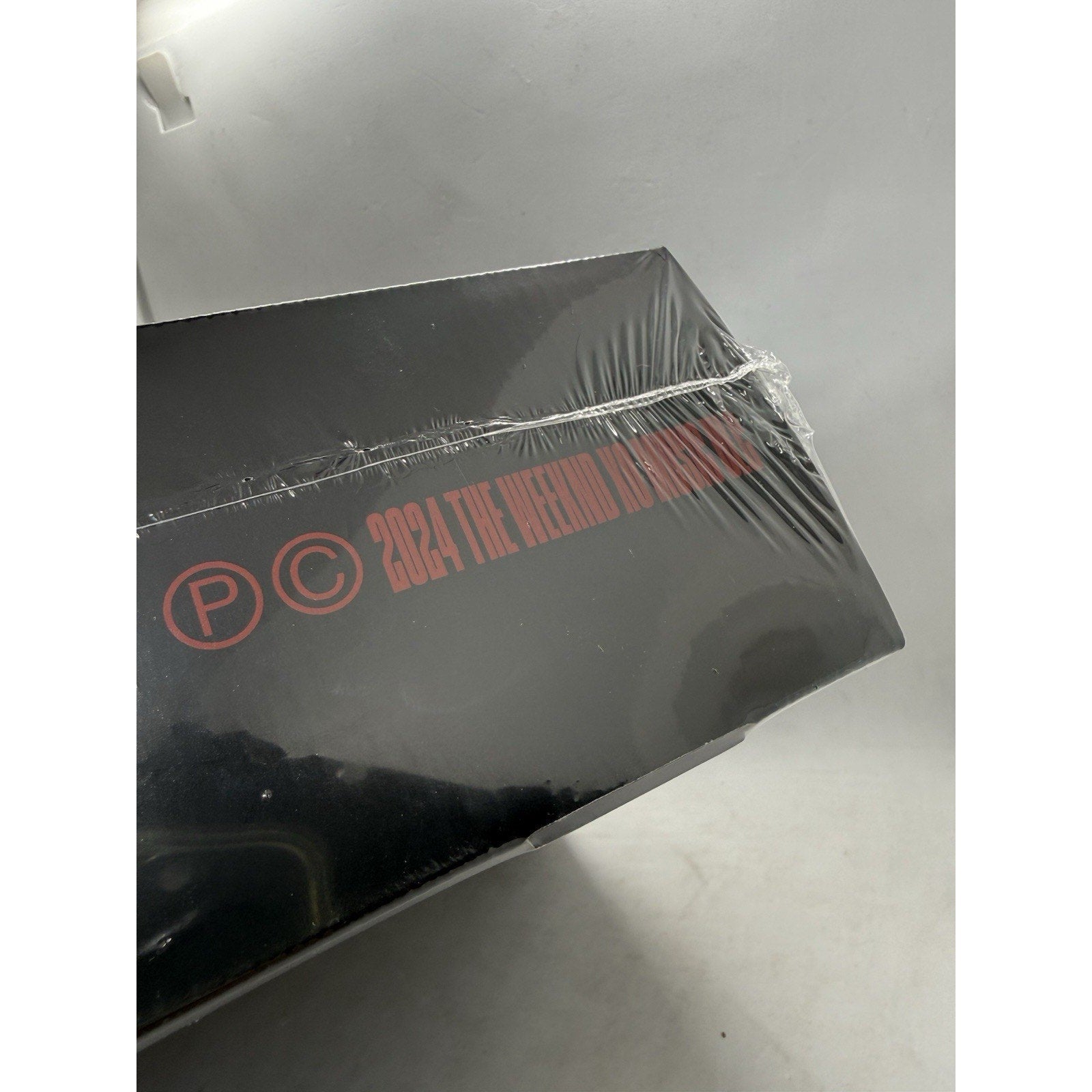 The Weeknd Hurry Up Tomorrow Box Set 2024 Republic Records Sealed Medium Shirt - thriftgoblin