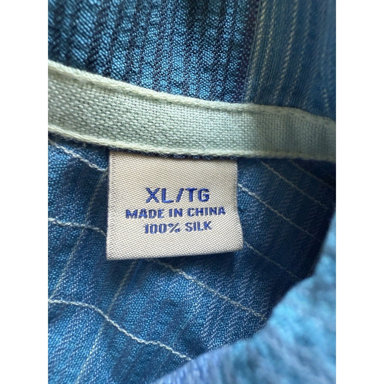 Tommy Bahama Blue Plaid 100% Silk Short Sleeve Shirt XL Original Fit Aqua Clean - thriftgoblin