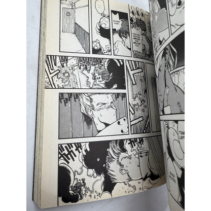 Trigun Volume Vol. 1 Manga by Yasuhiro Nightow English Dark Horse Manga 2003 - thriftgoblin