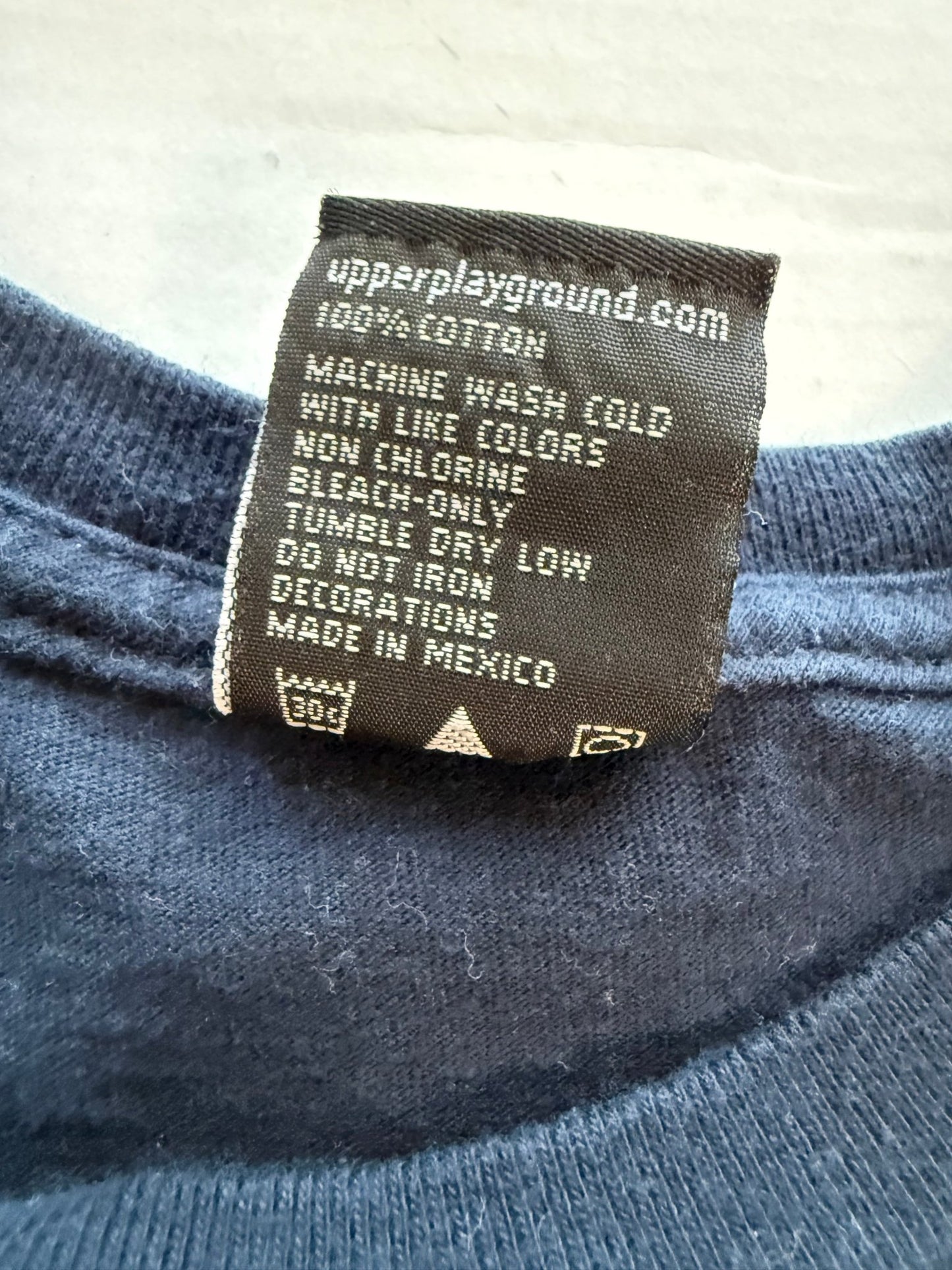 Upper Playground Friday 1995 Movie Promo Tee Ice Cube Chris Tucker Rare M - thriftgoblinTee