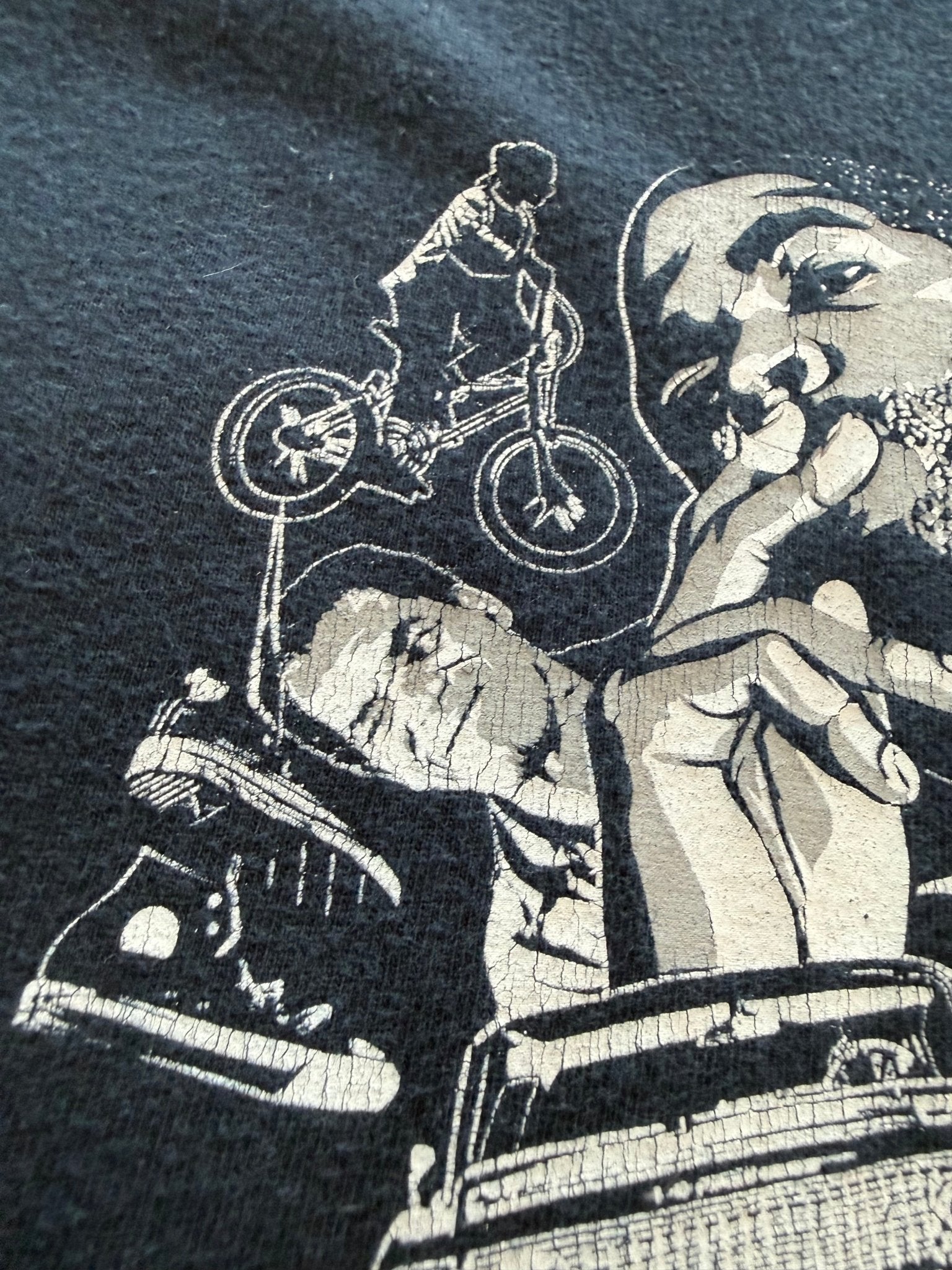 Upper Playground Ice Cube Friday Lowrider Hip Hop Collage Tee Navy L - thriftgoblinTee