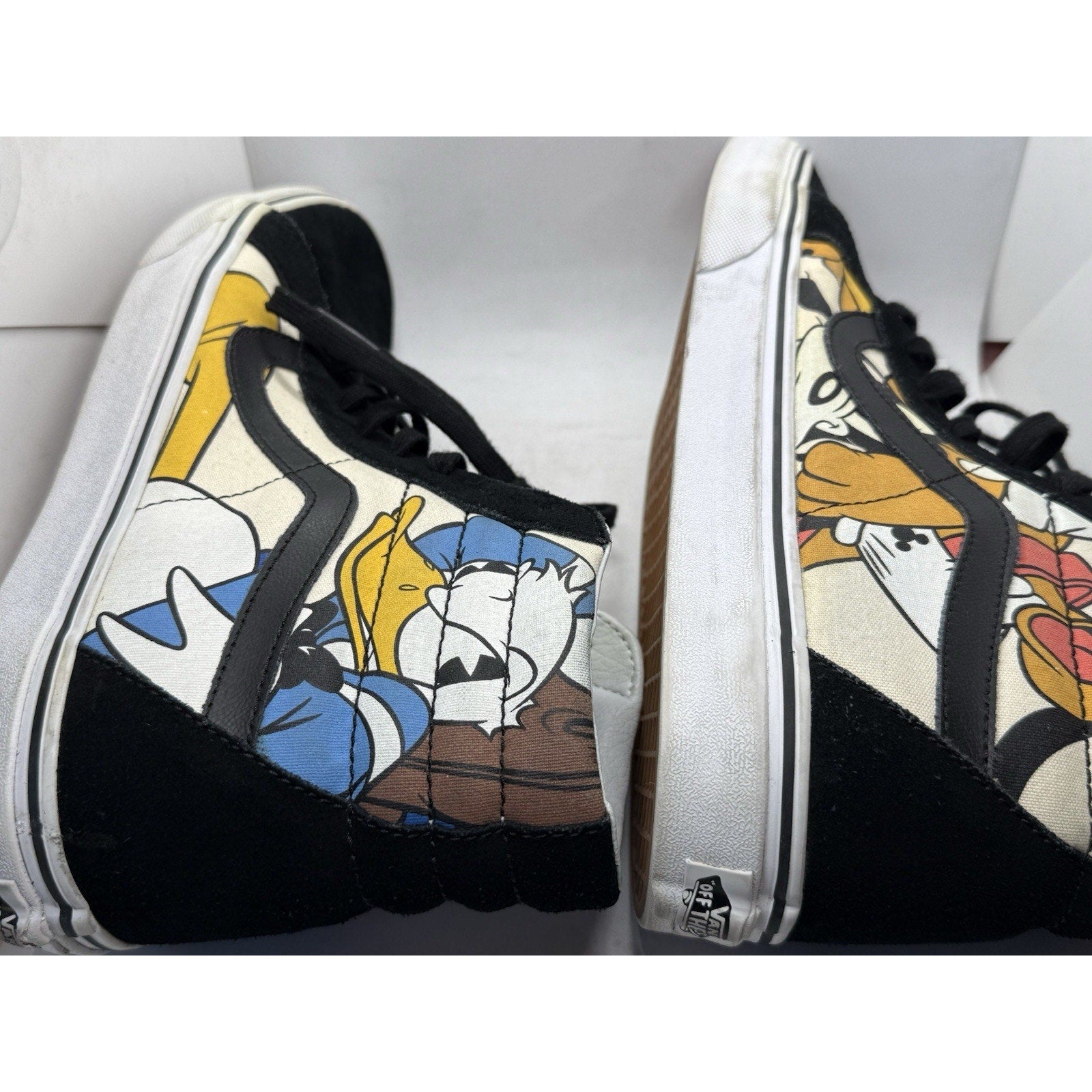 Vans Disney SK8 - Hi Reissue Mickey & Friends Box 11.5 Mens Black High Top Shoes - thriftgoblin