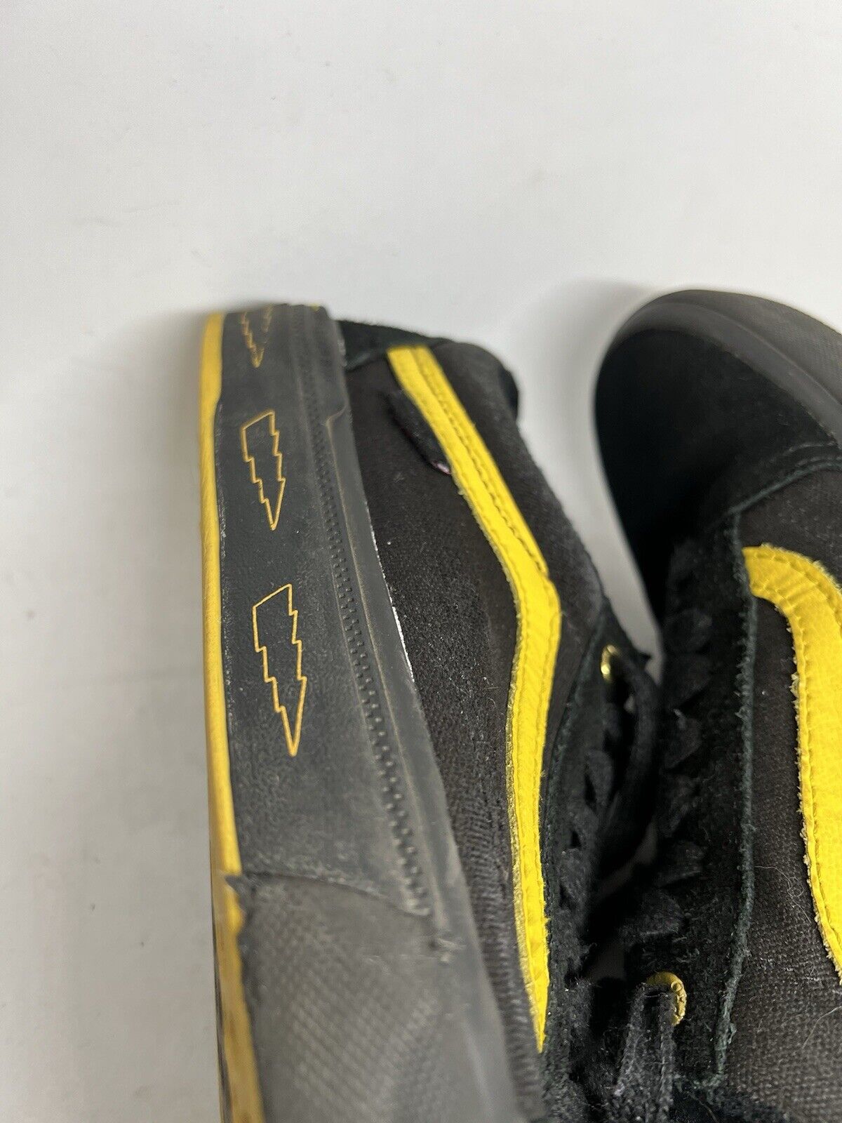 Vans Old Skool Pro BMX Larry Edgar Black & Yellow Shoes Lightning Bolts Mens 8 - thriftgoblin