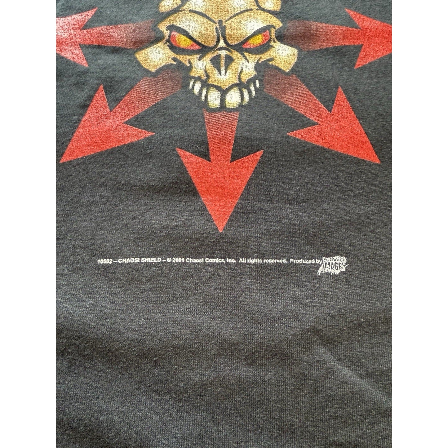 Vintage 2001 Chaos Comics Skull T-Shirt Shield Graphic Anvil USA Made Red Arrow - thriftgoblin