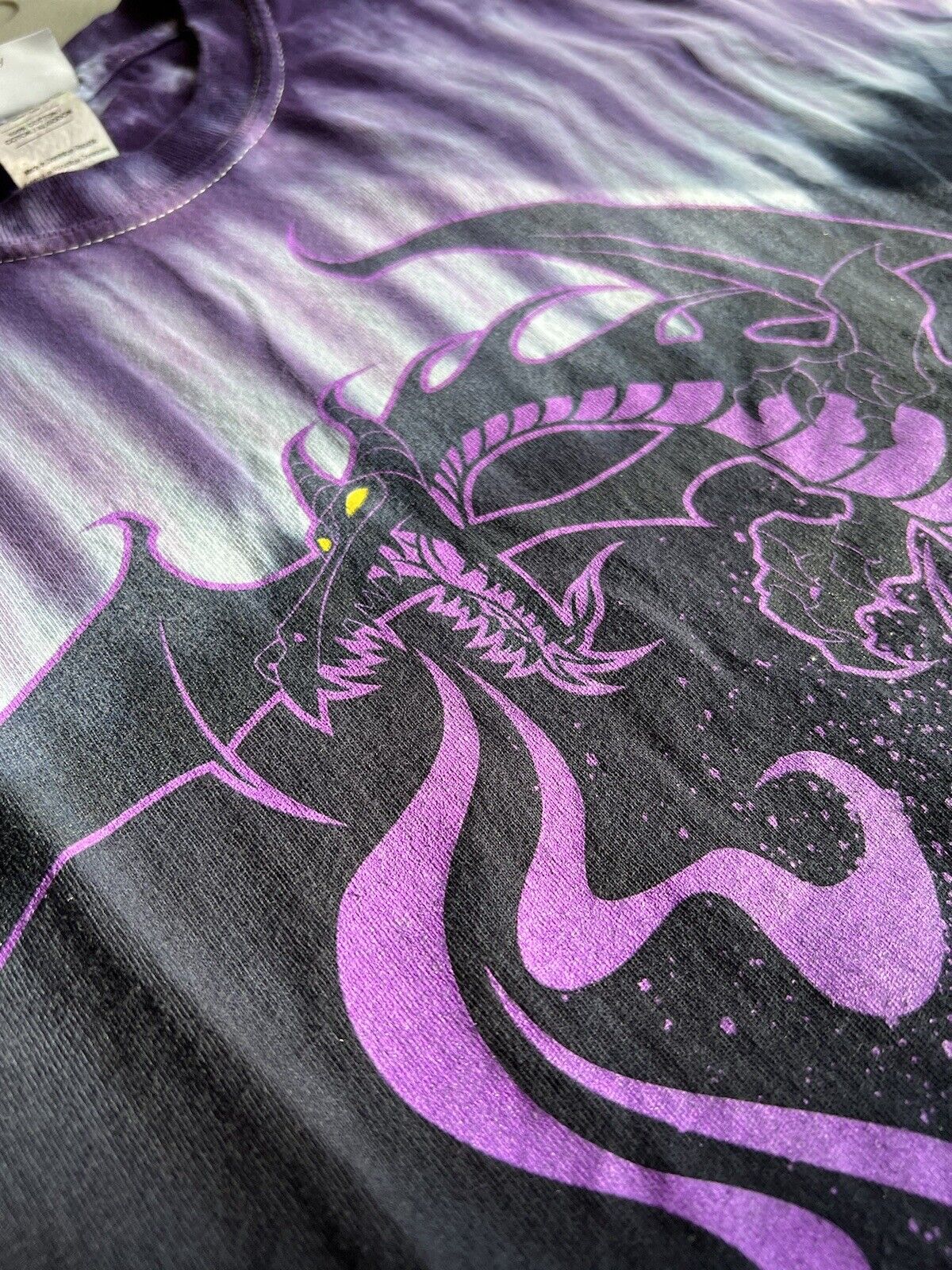 Vintage Disney Maleficent Shirt Mens Small Purple Tie Dye Murphy 2000 Y2K Dragon - thriftgoblin