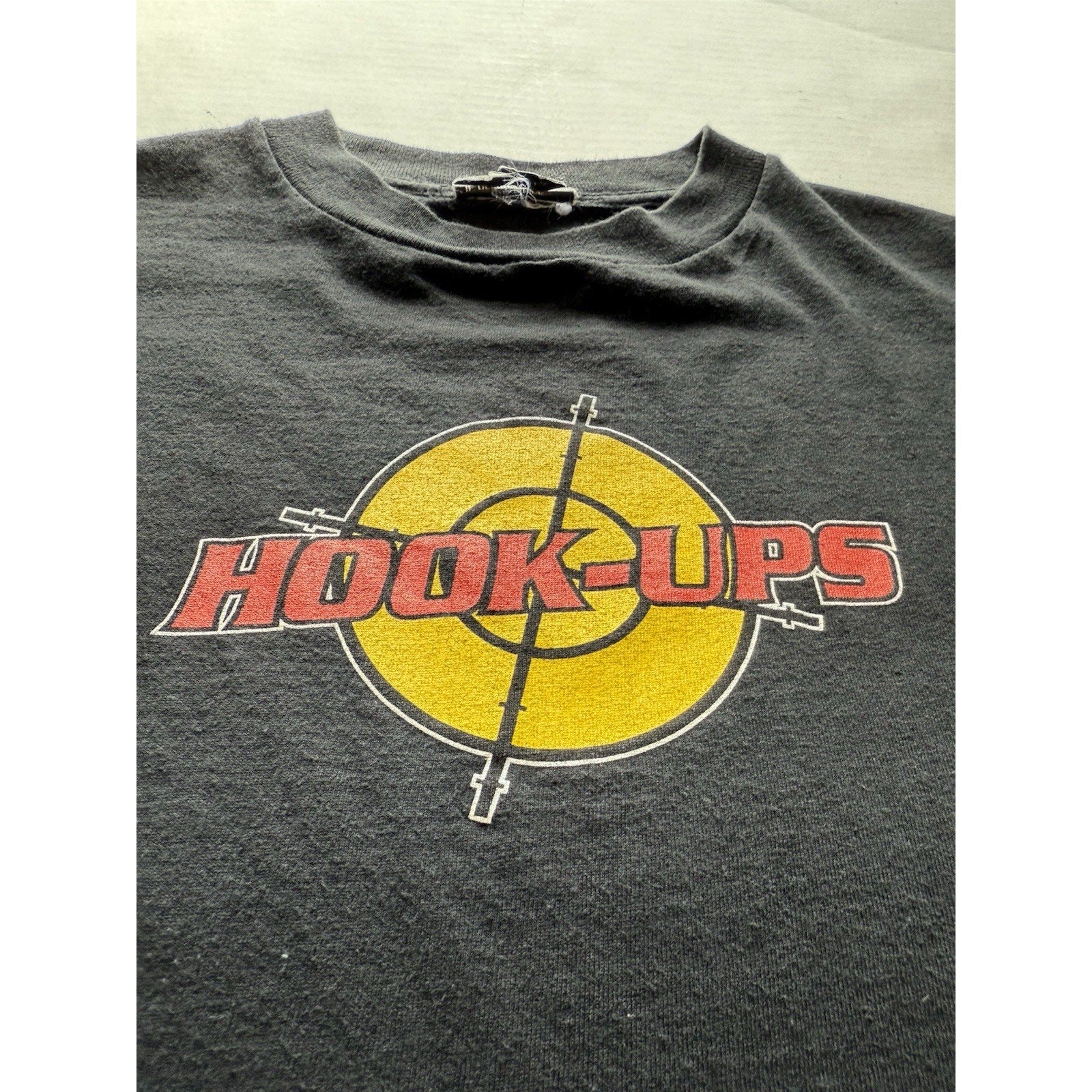 Vintage Hook - Ups Target Logo Black T-Shirt Size S 100% Cotton Skate Streetwear - thriftgoblin