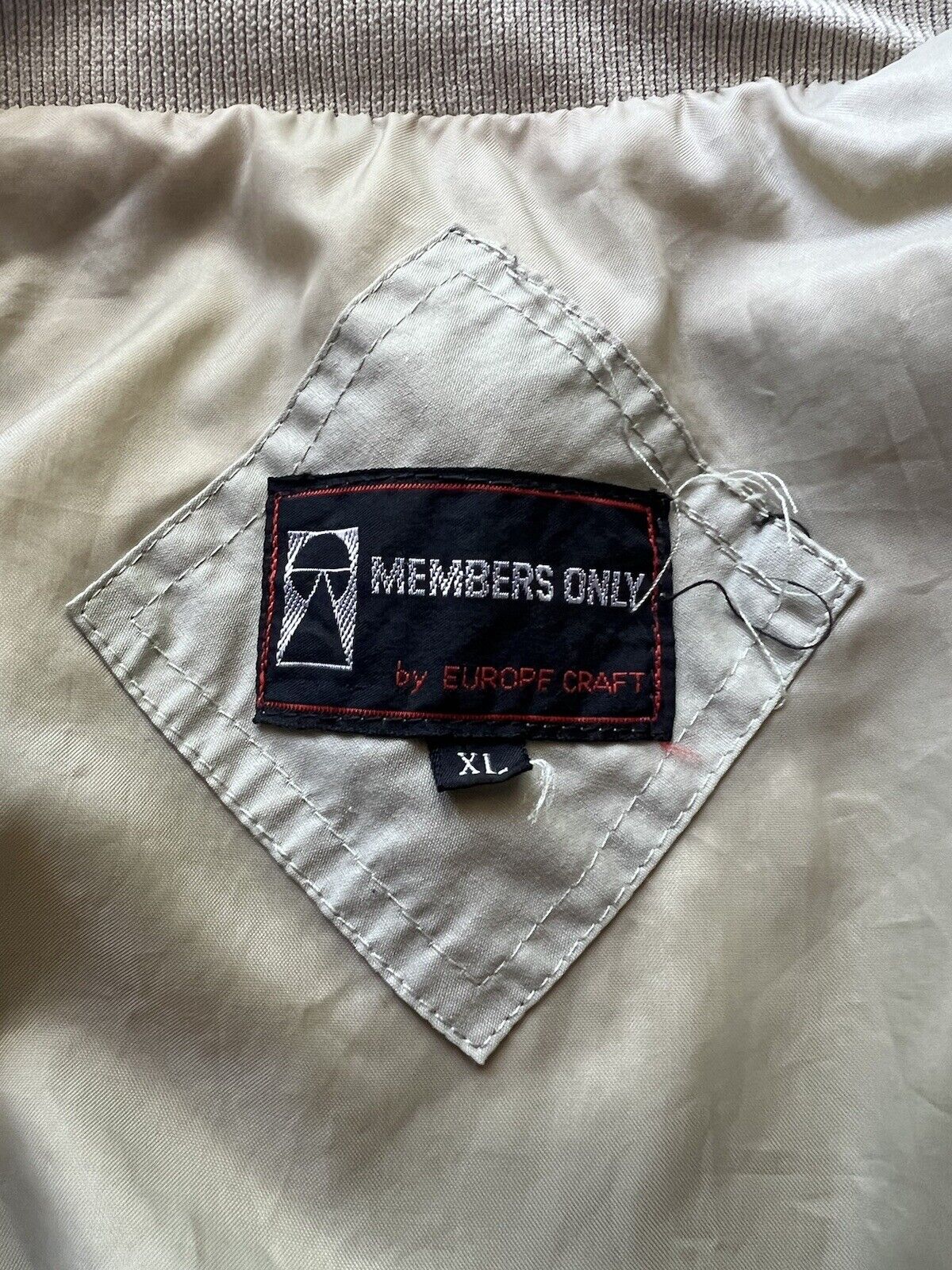 Vintage Members Only Beige Full Zip Polyester Blend Jacket Adult Size XL - thriftgoblin