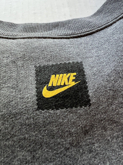 Vintage Nike Sweatshirt Men’s L Pullover Fleece Grey Activewear Y2K - thriftgoblin