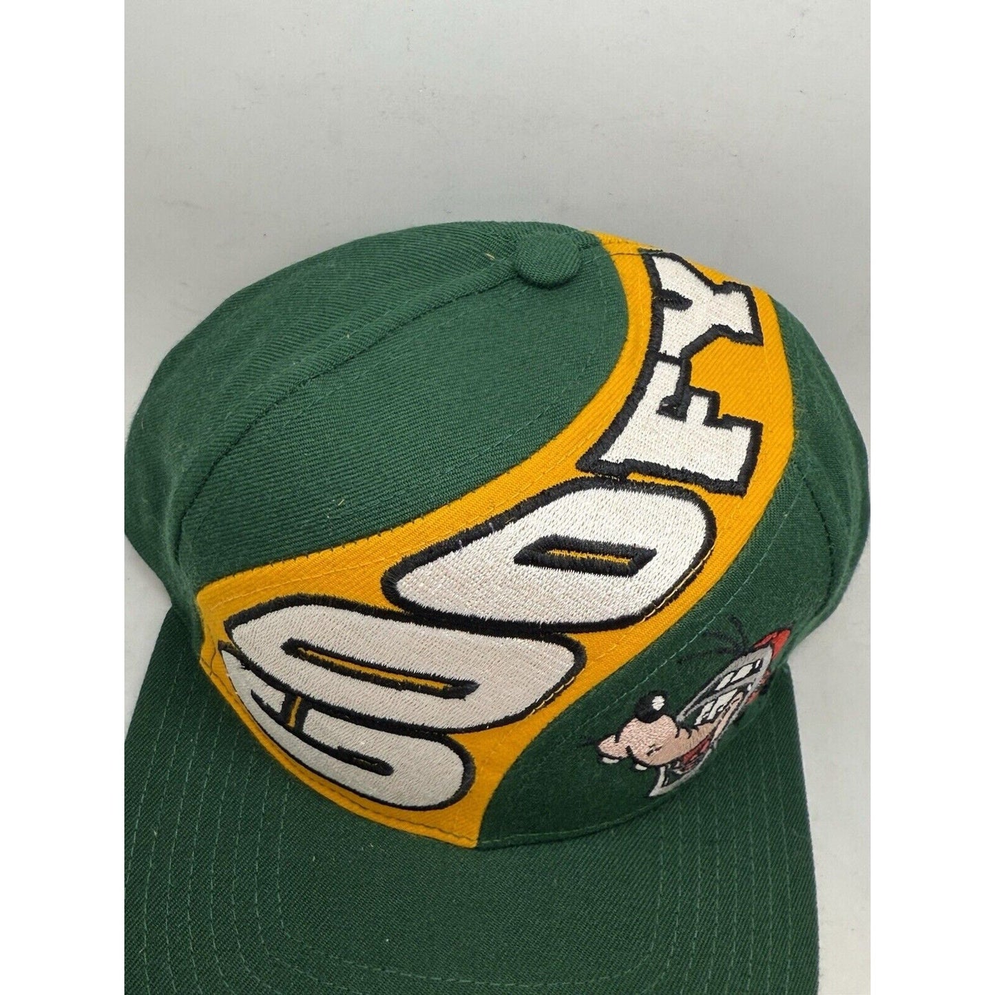 Vintage NWT Goofy Baseball Catchers Hat Co All Over Snapback Disney Green Yellow - thriftgoblinAccessory