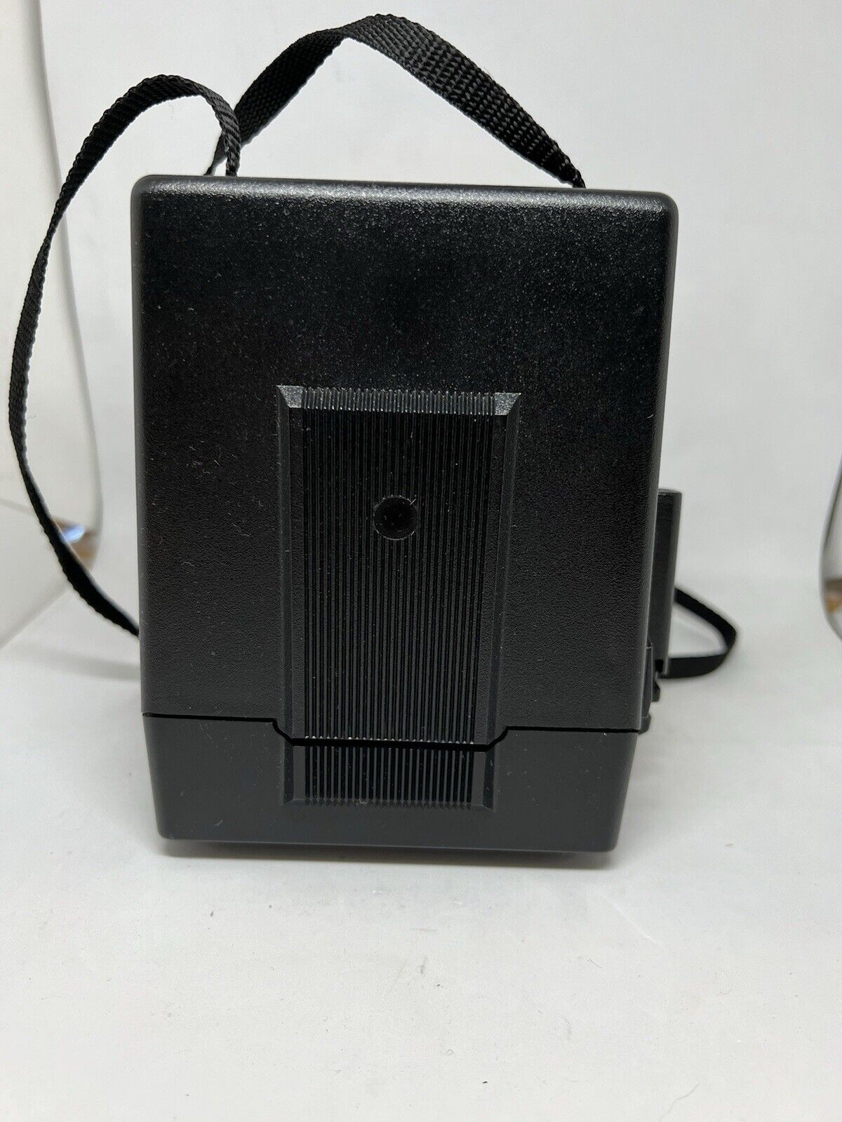 Vintage Polaroid OneStep Flash 600 Original Bag Red Button Instant Film Camera - thriftgoblin