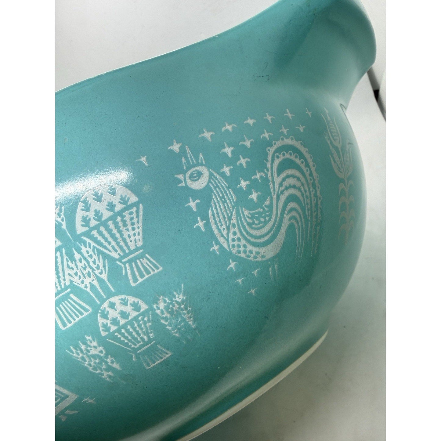 Vintage Pyrex Amish Butterprint Turquoise 444 Cinderella Mixing Bowl 4Qt USA - thriftgoblin