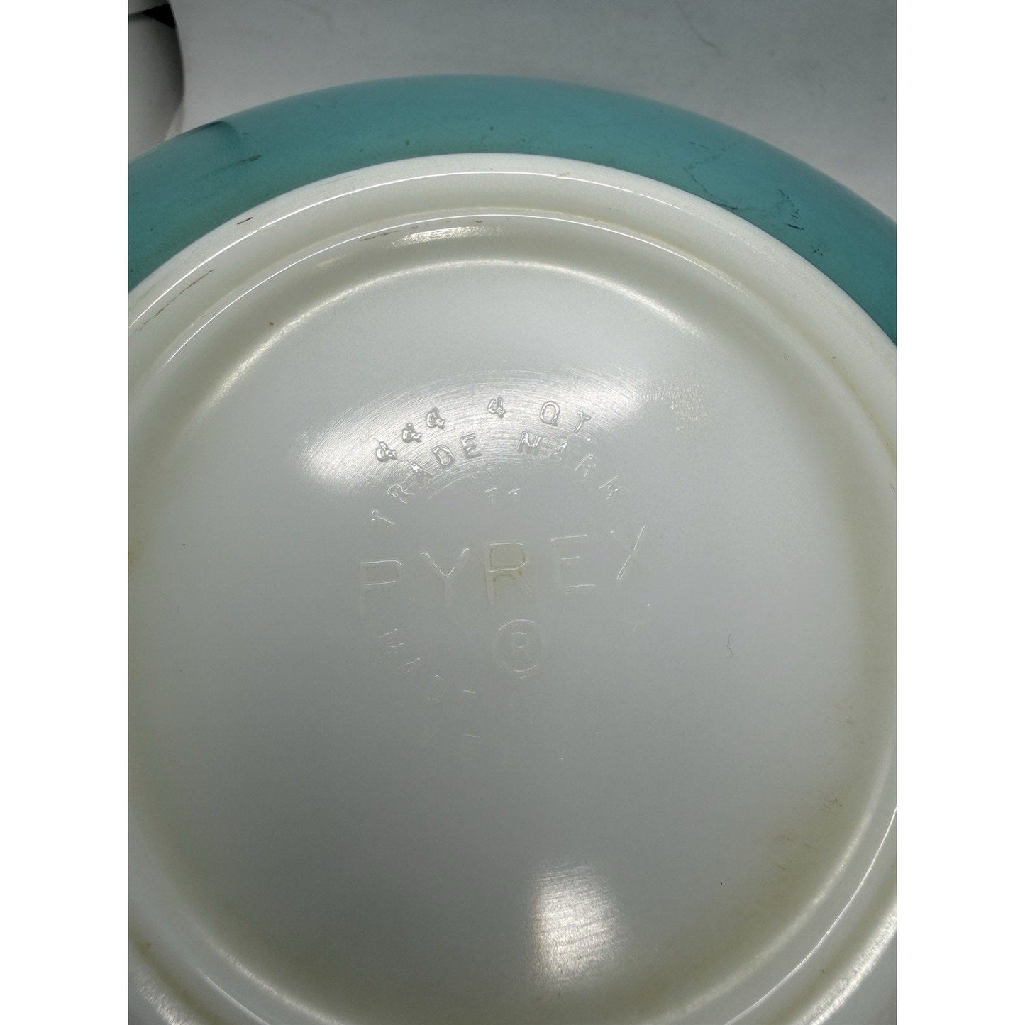 Vintage Pyrex Amish Butterprint Turquoise 444 Cinderella Mixing Bowl 4Qt USA - thriftgoblin