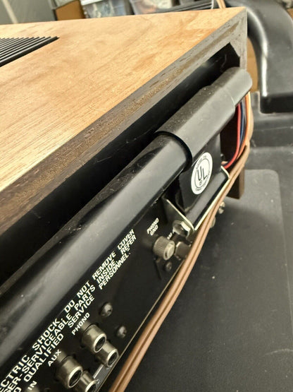 VINTAGE REALISTIC STA - 84 STEREO RECEIVER TESTED Turns On Beautiful Sound System - thriftgoblin