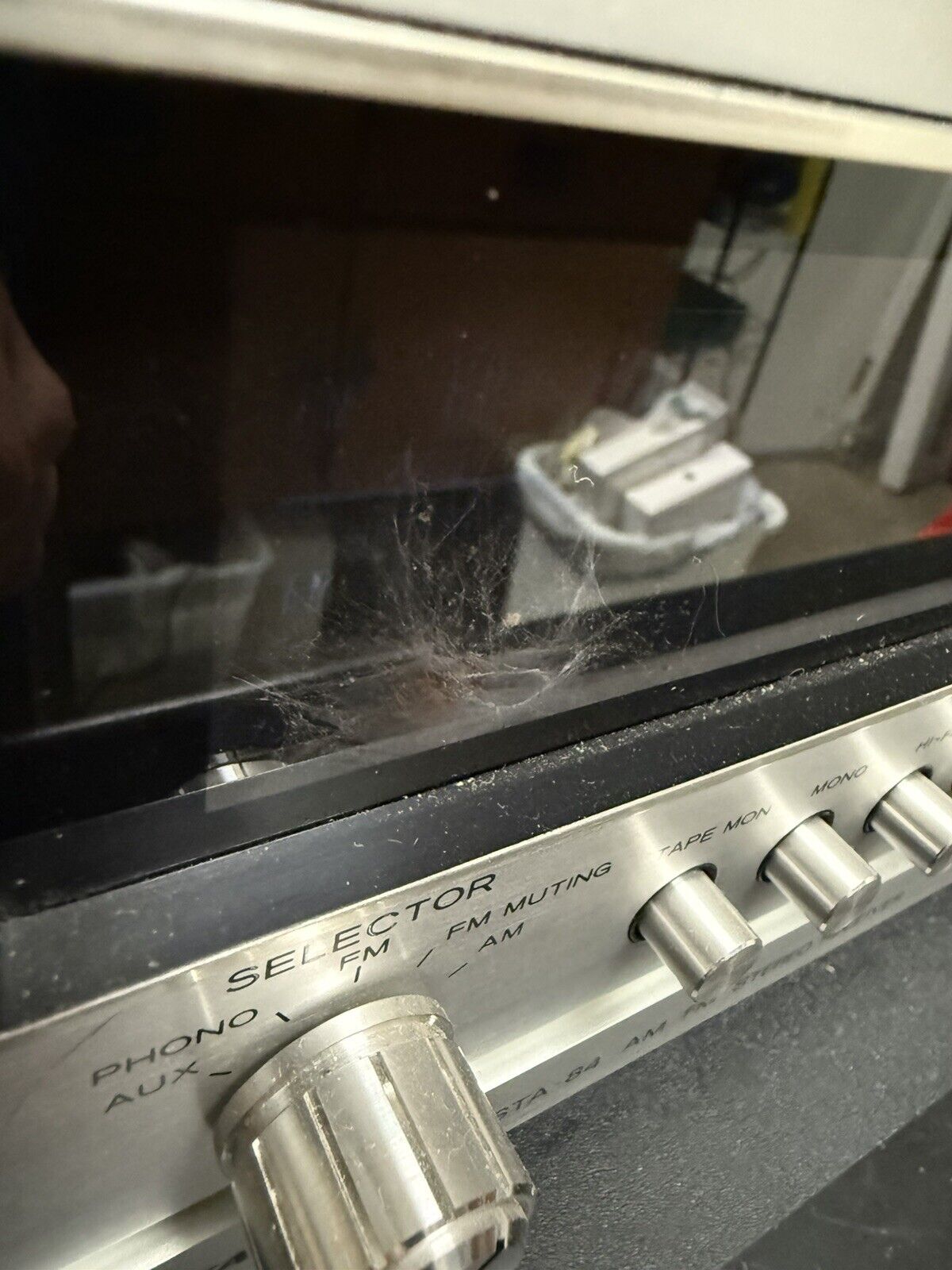 VINTAGE REALISTIC STA - 84 STEREO RECEIVER TESTED Turns On Beautiful Sound System - thriftgoblin
