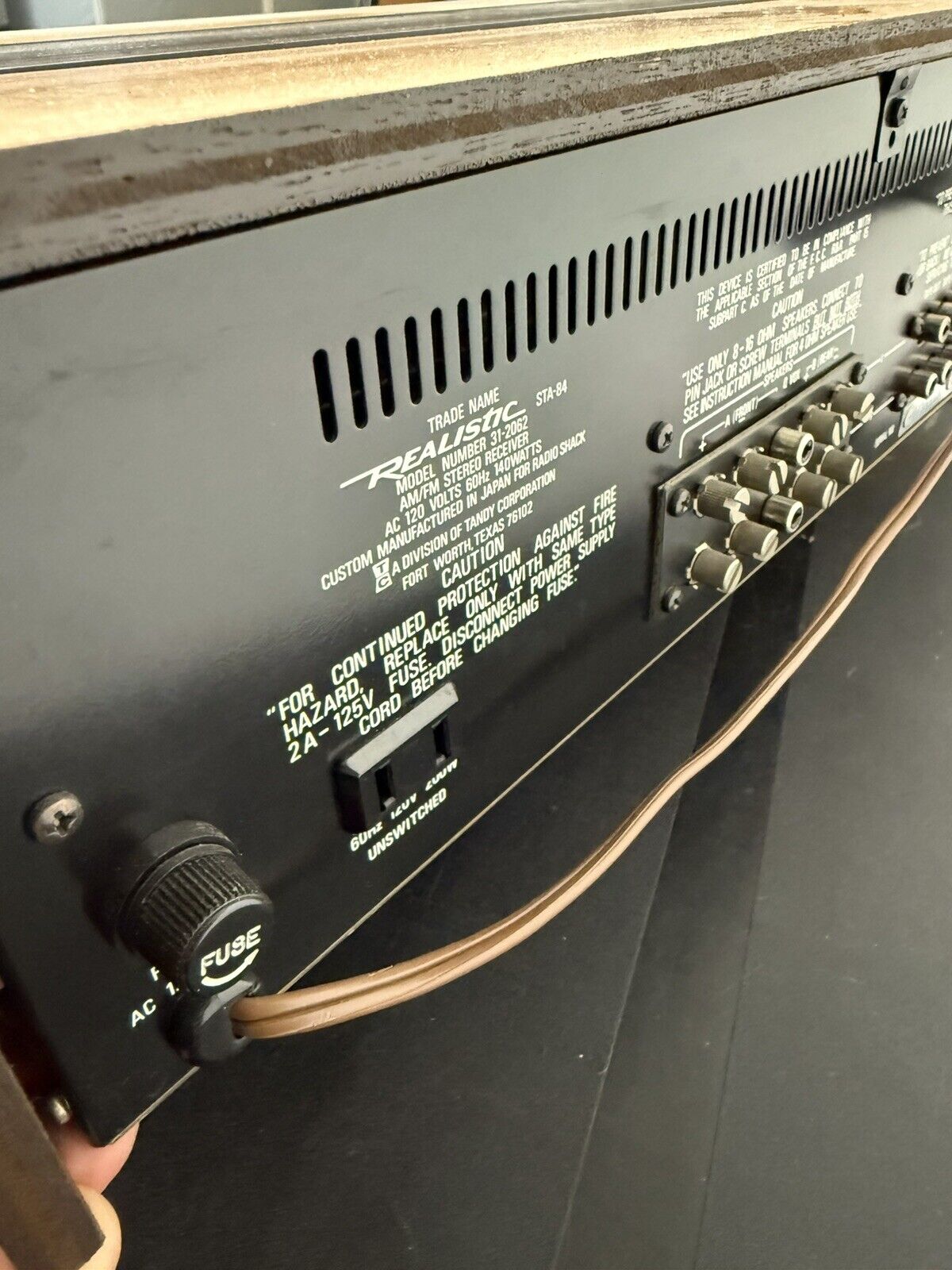 VINTAGE REALISTIC STA - 84 STEREO RECEIVER TESTED Turns On Beautiful Sound System - thriftgoblin