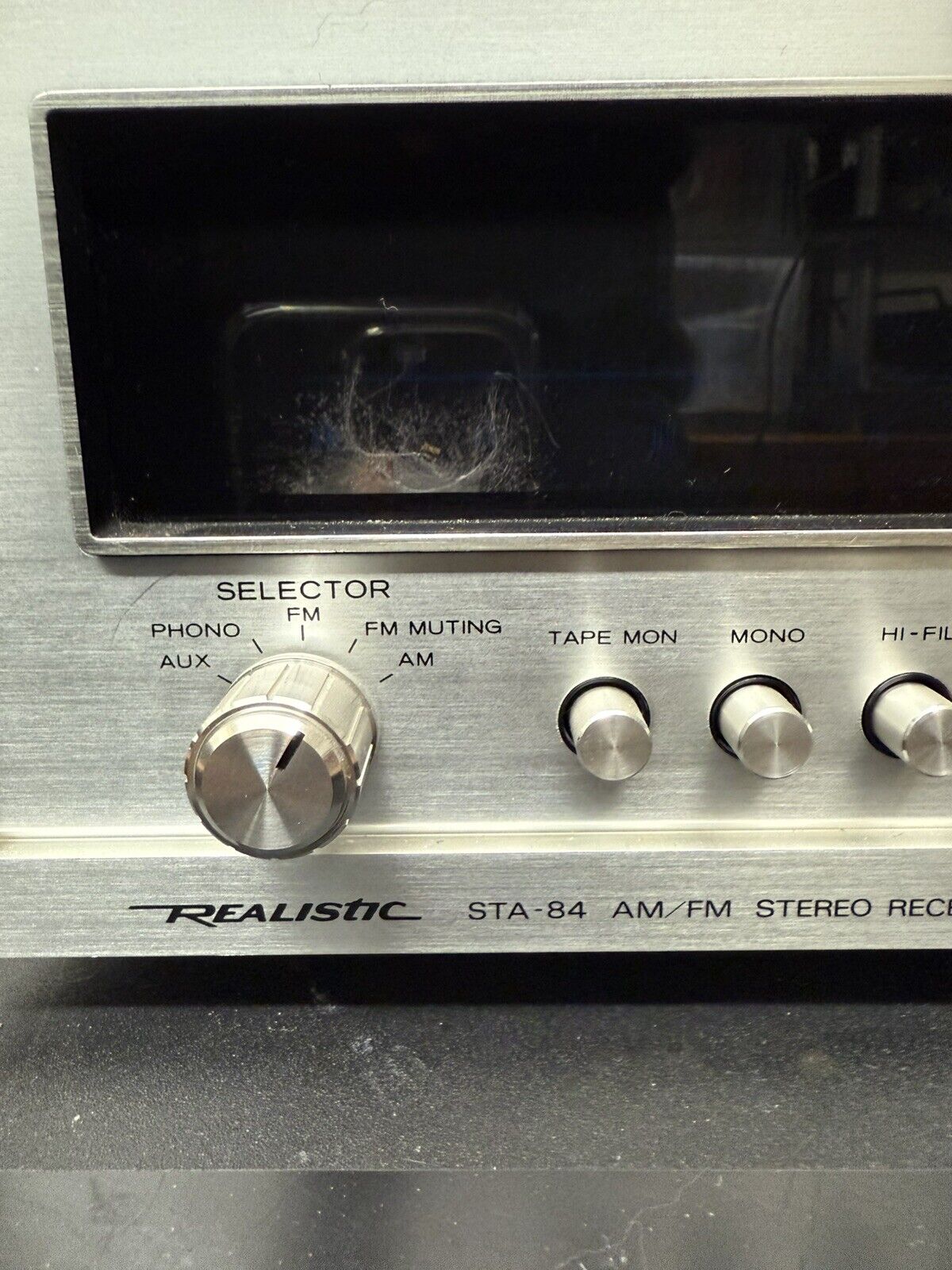 VINTAGE REALISTIC STA - 84 STEREO RECEIVER TESTED Turns On Beautiful Sound System - thriftgoblin