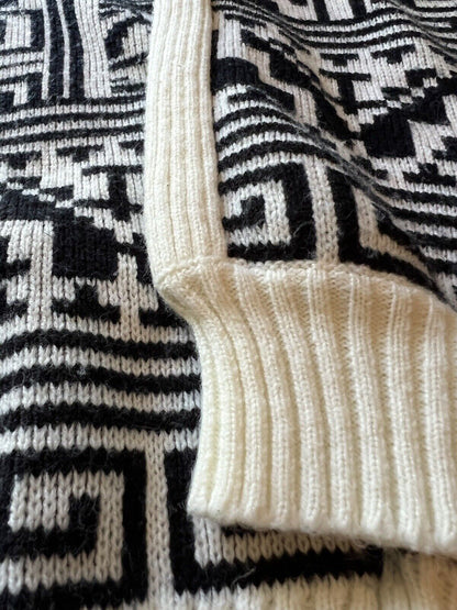 Vintage TJW Mervyn’s Black Geometric Acrylic Wool Sweater Crewneck 80s L Mens - thriftgoblin