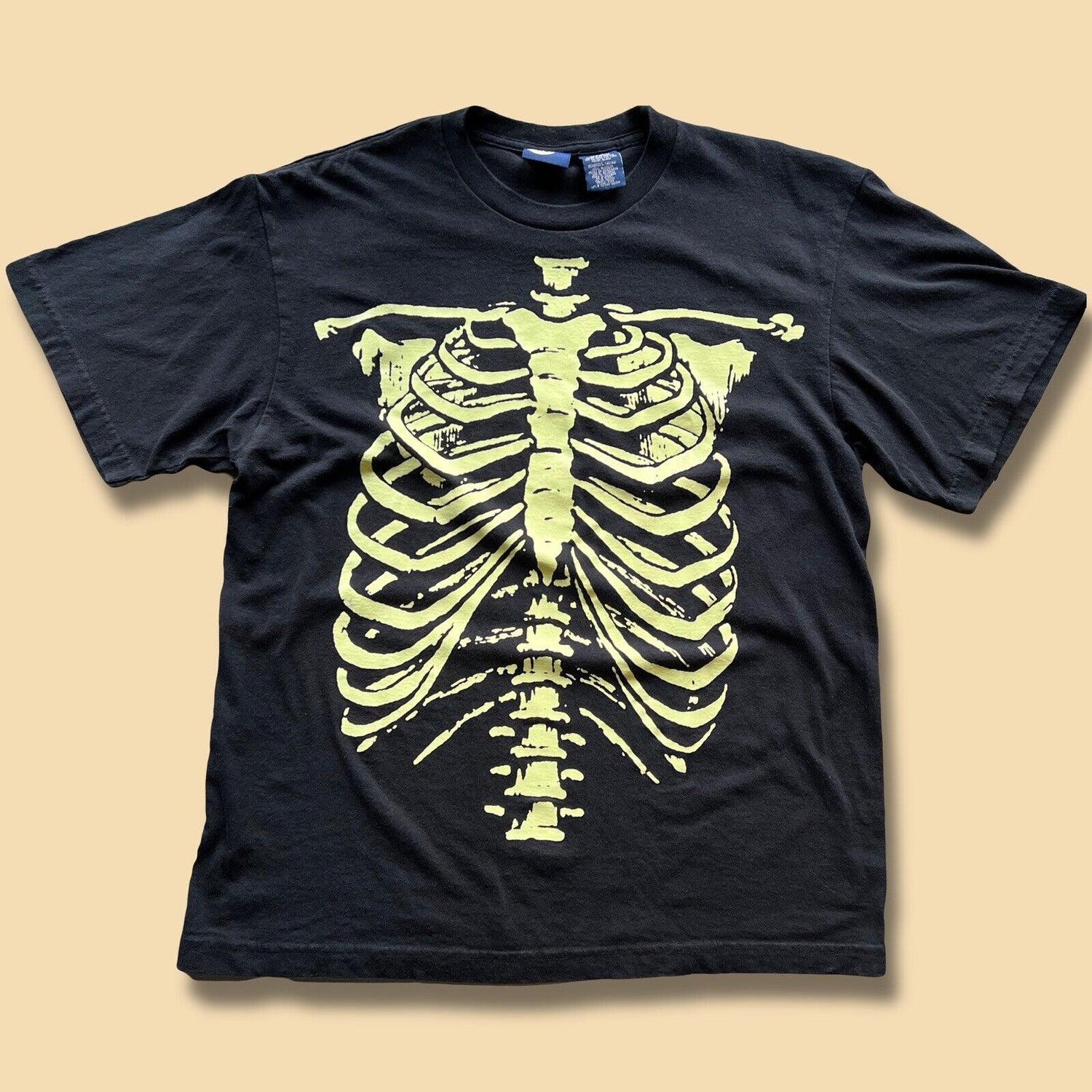Y2K Clean Halloween Town Skeleton T-shirt Bones Glow In The Dark Ribcage Horror - thriftgoblin